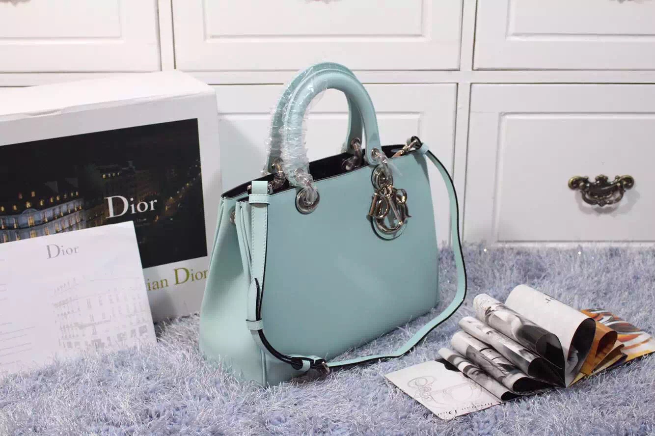厂家直销 迪奥Dior Diorissimo Vip专属中号浅蓝色平纹牛皮手提女包斜挎包 32CM