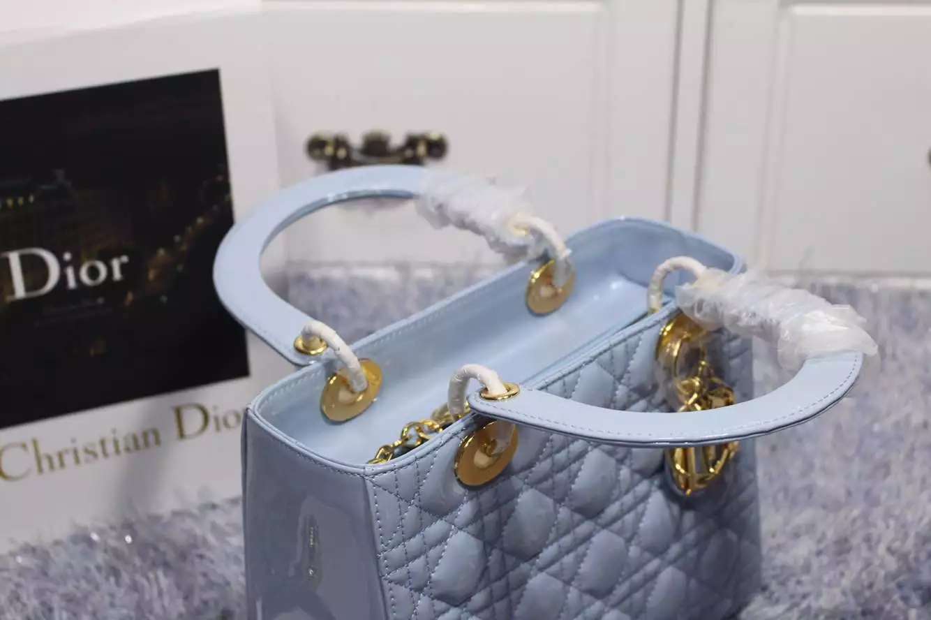 实拍 迪奥Dior原版进口漆皮戴妃包五格金扣浅蓝色 奢侈品牌女包批发