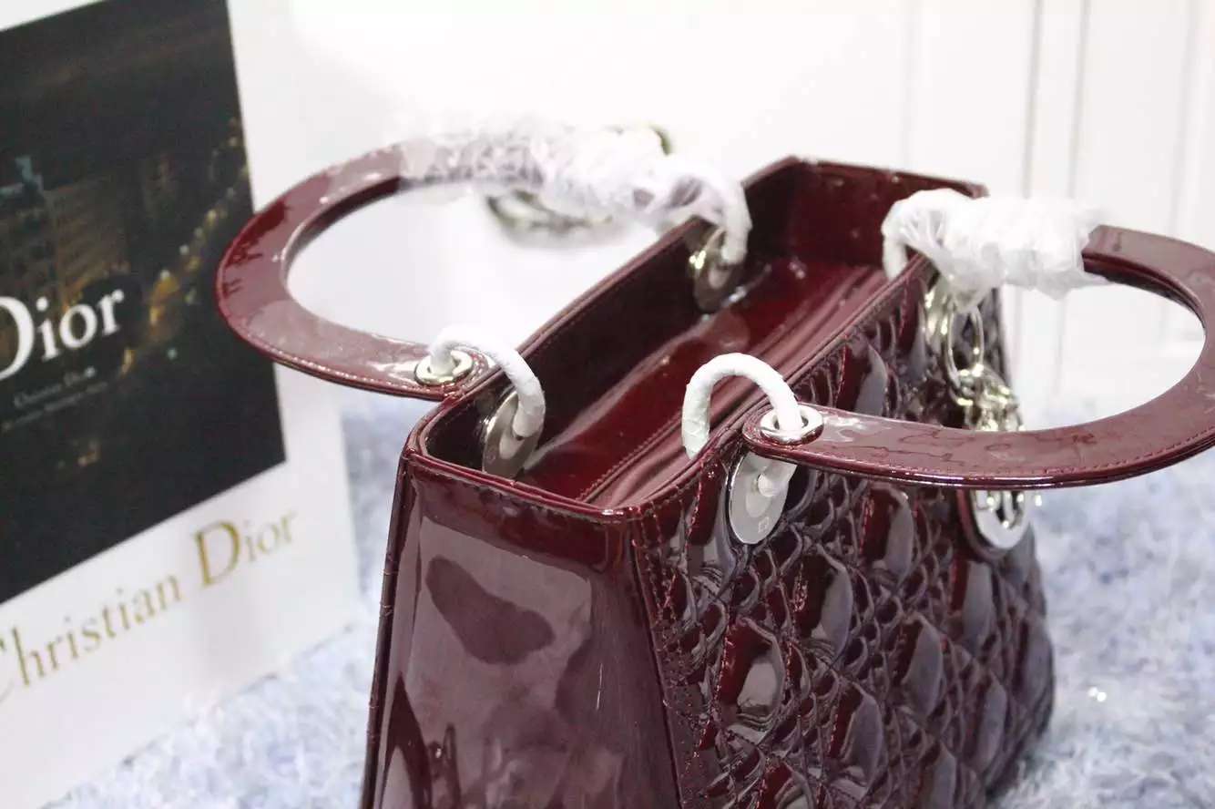 高档女包批发 迪奥Dior进口顶级漆皮五格戴妃包酒红色银扣 时尚女士手提包斜挎包