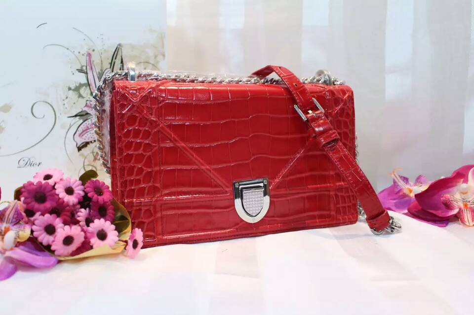 广州迪奥女包 Dior Ama 红色原版鳄鱼纹链条单肩斜挎包25cm
