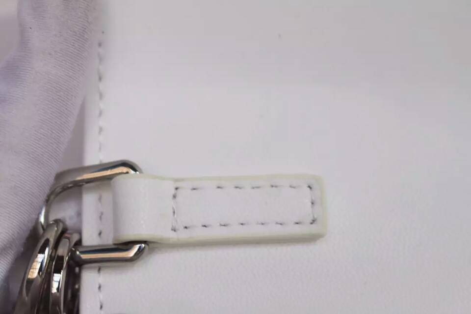 厂家直销 迪奥DIOR新款女包 白色原版皮手工绣珠链条手包单肩包