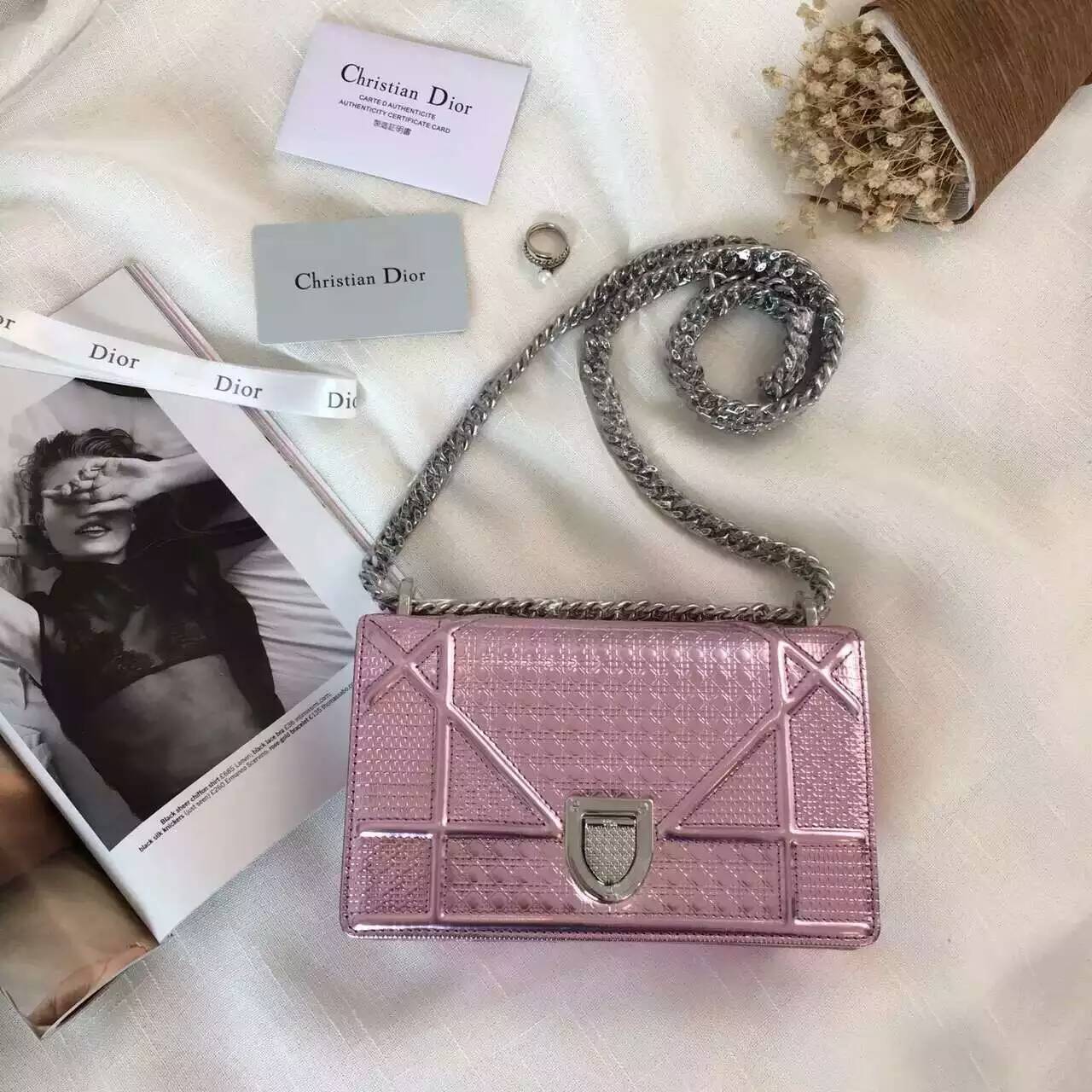 迪奥包包官网 Dior夏季新款小香款链条斜挎包18cm 粉色原版皮