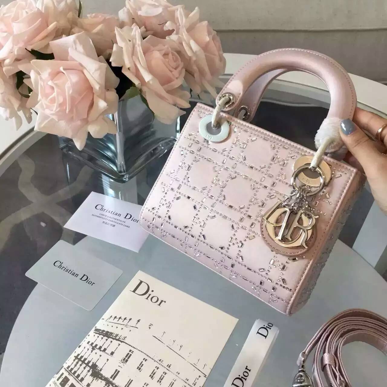 Lady Dior 迪奥钻石菱格丝绸材质三格戴妃包17cm 粉色