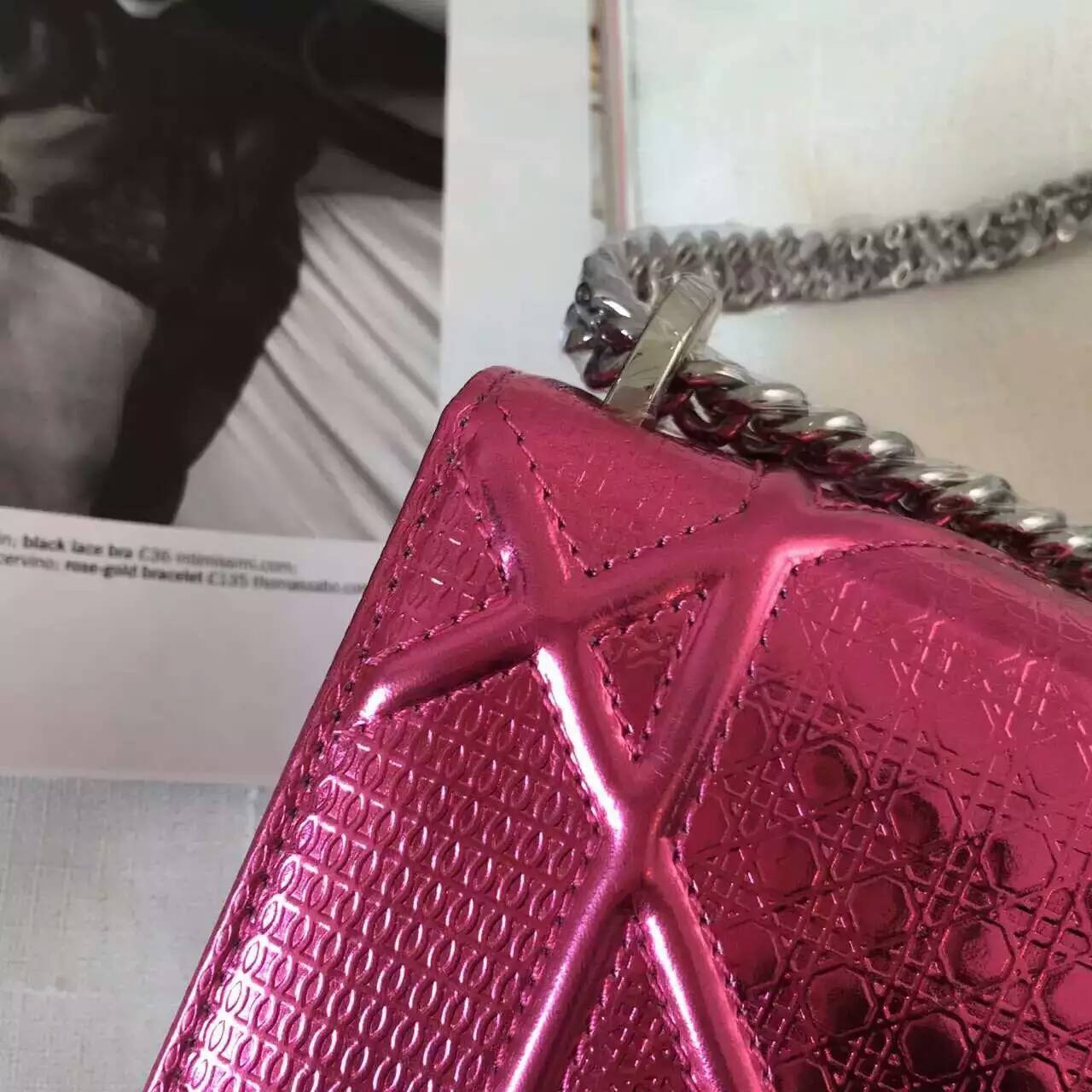 Dior包包尺寸 迪奥新款原版皮Diorama链条单肩女包18cm 玫红