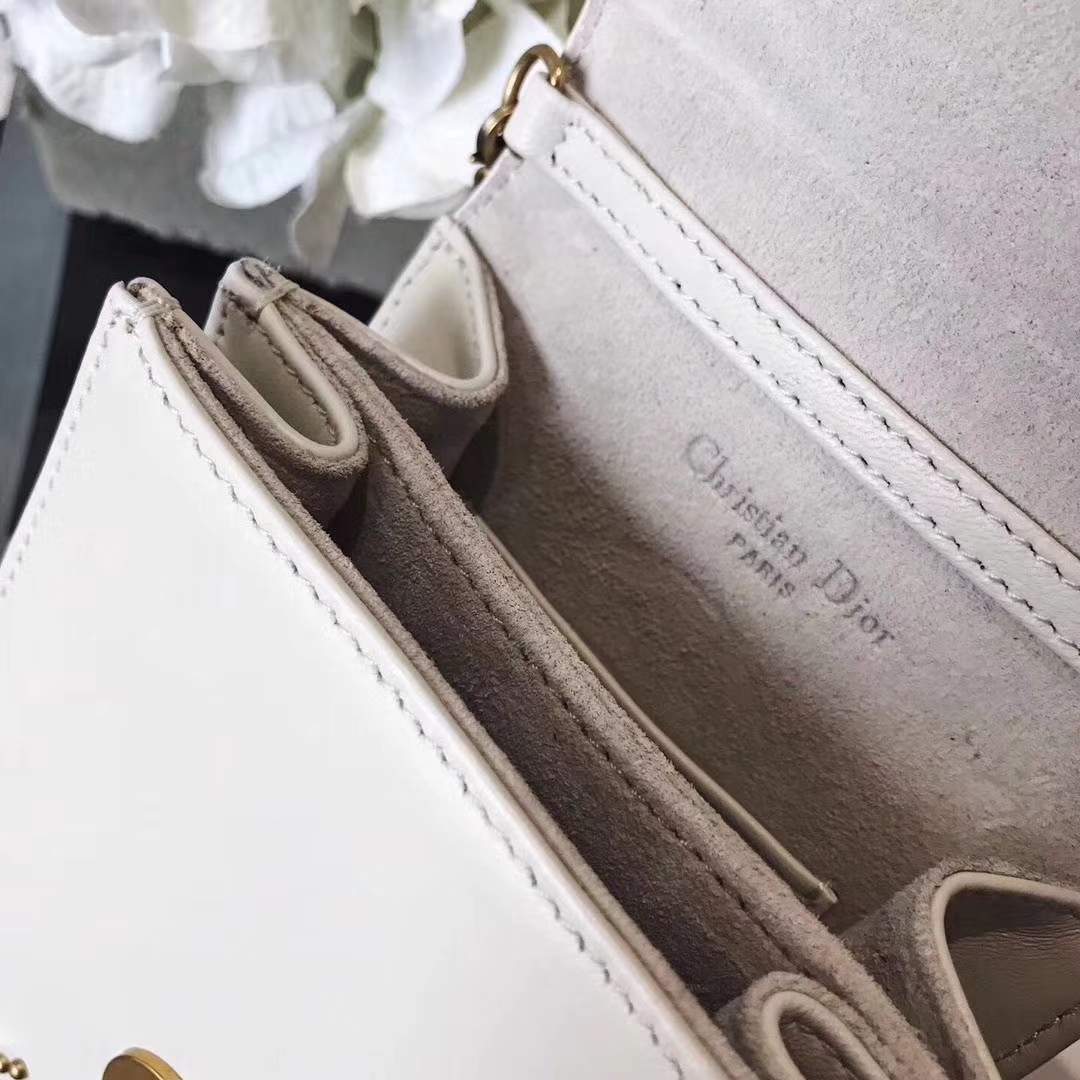 迪奥新款包包 Dior蕾哈娜特别订制款铆钉双层手机包链条斜挎包11.5cm