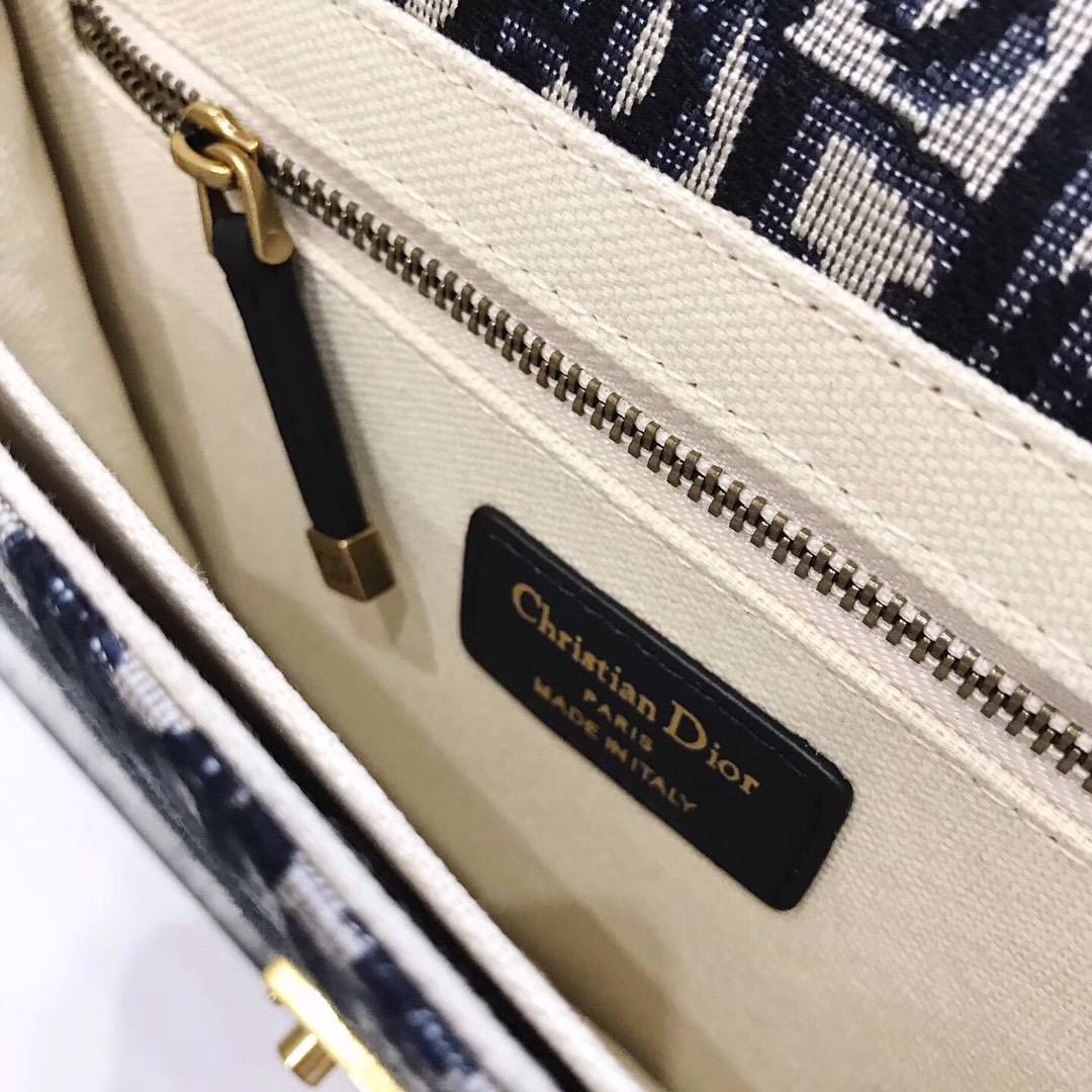 Dior2018新款包包 迪奥经典Logo帆布包链条单肩女包斜挎包21cm