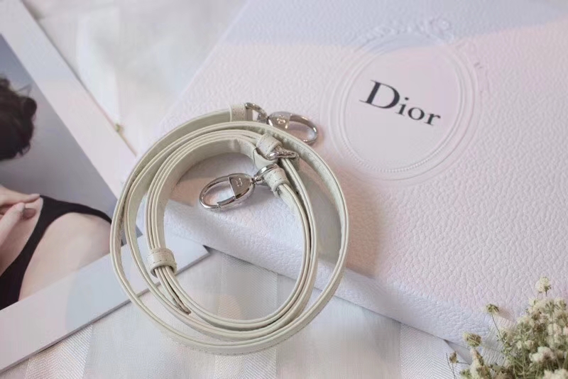 Dior新款女包 迪奥手工钉珠刺绣迷你戴妃包Lady Dior mini17CM