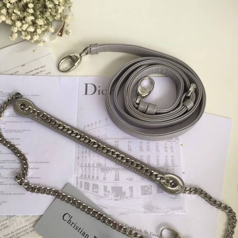 迪奥经典女包 Lady Dior 进口顶级小羊皮三格戴妃包mini17CM 灰色银扣