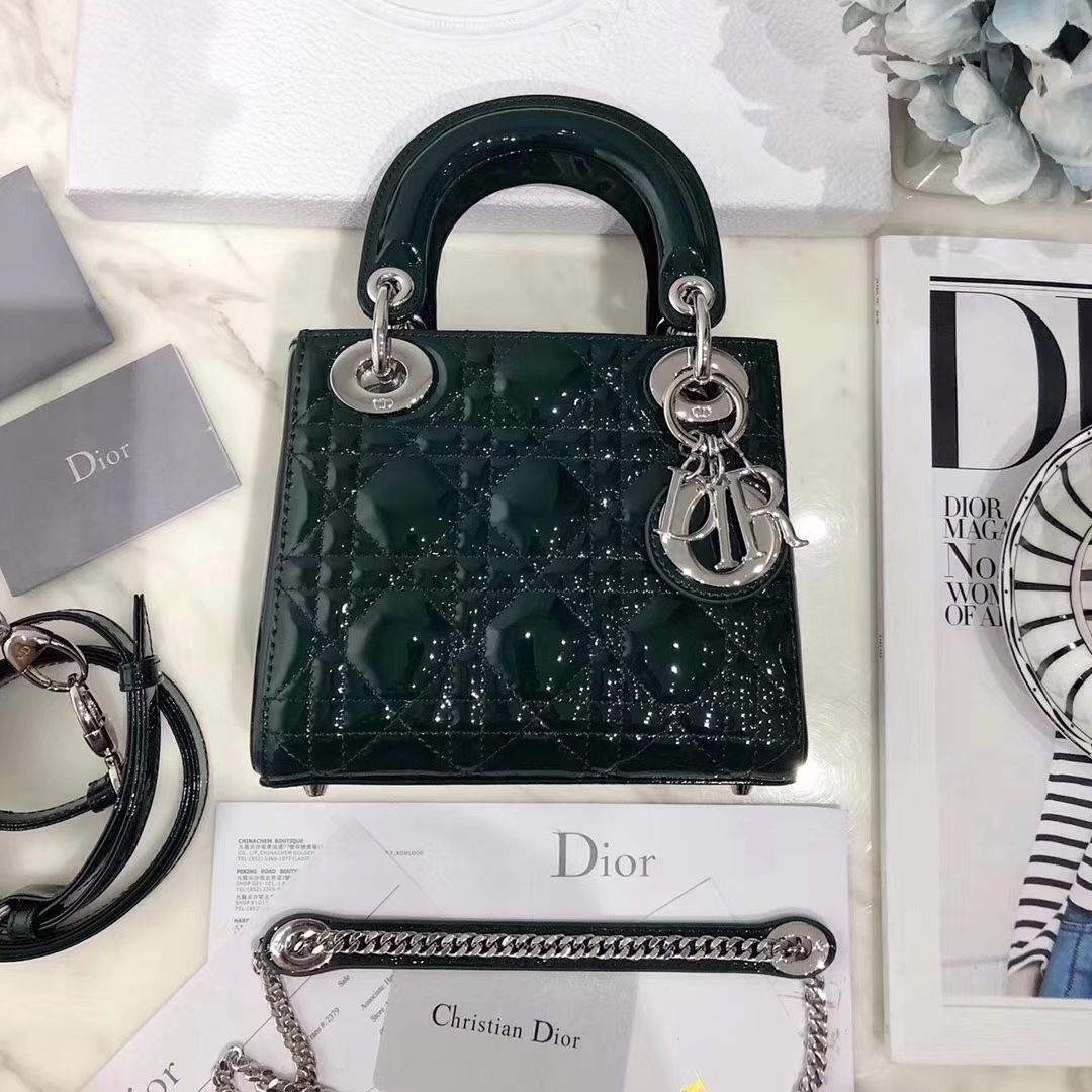 Dior女包价格 迪奥经典款Mini Lady Dior三格迷你戴妃包漆皮 墨绿色银扣