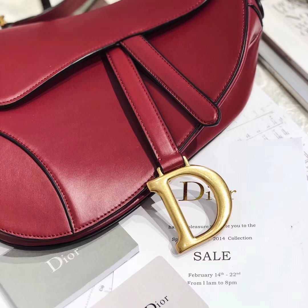 迪奥女包批发 Dior Saddle Bag 红色进口顶级牛皮单肩女包马鞍包大号26CM